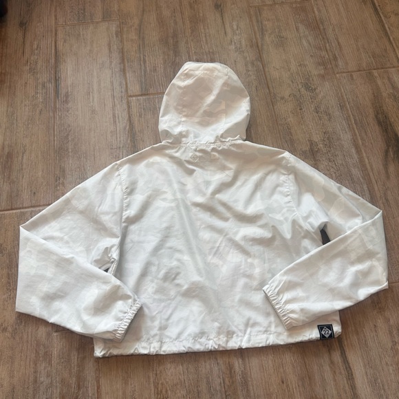 M22 White Camo Cropped Windbreaker Womens Medium - Picture 5 of 6
